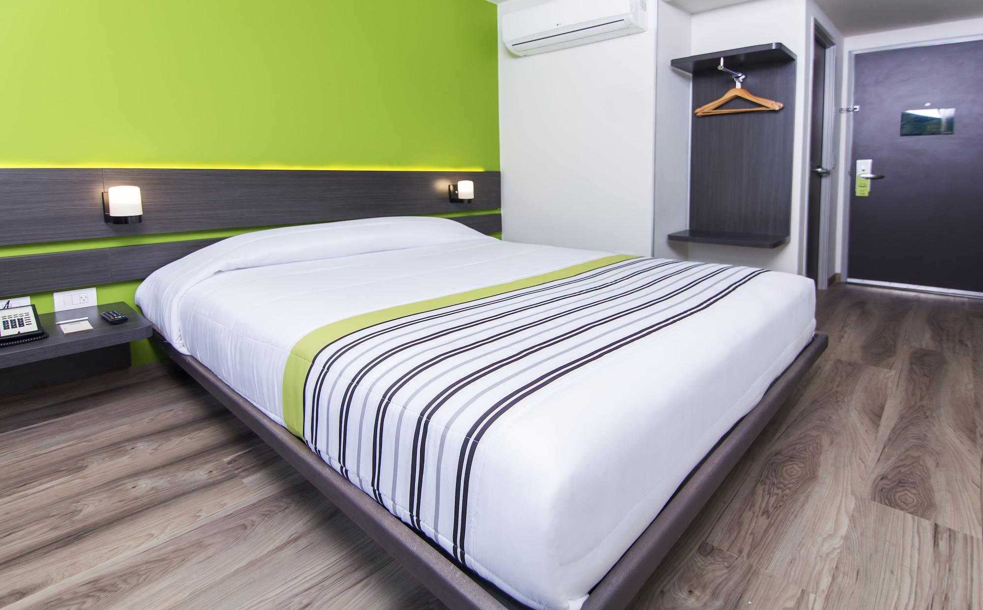 City Express Junior By Marriott Puebla Finsa Eksteriør bilde