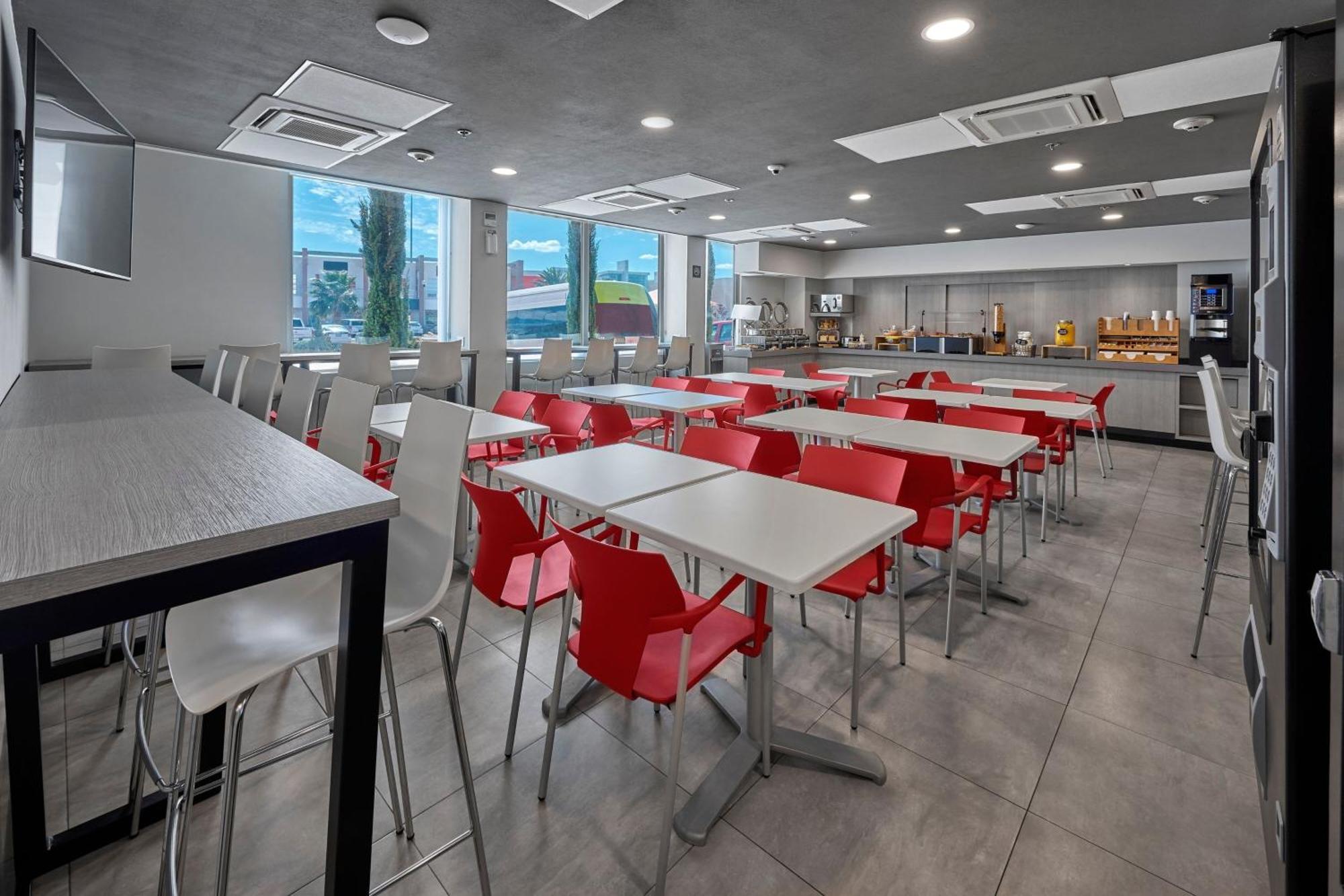 City Express Junior By Marriott Puebla Finsa Eksteriør bilde