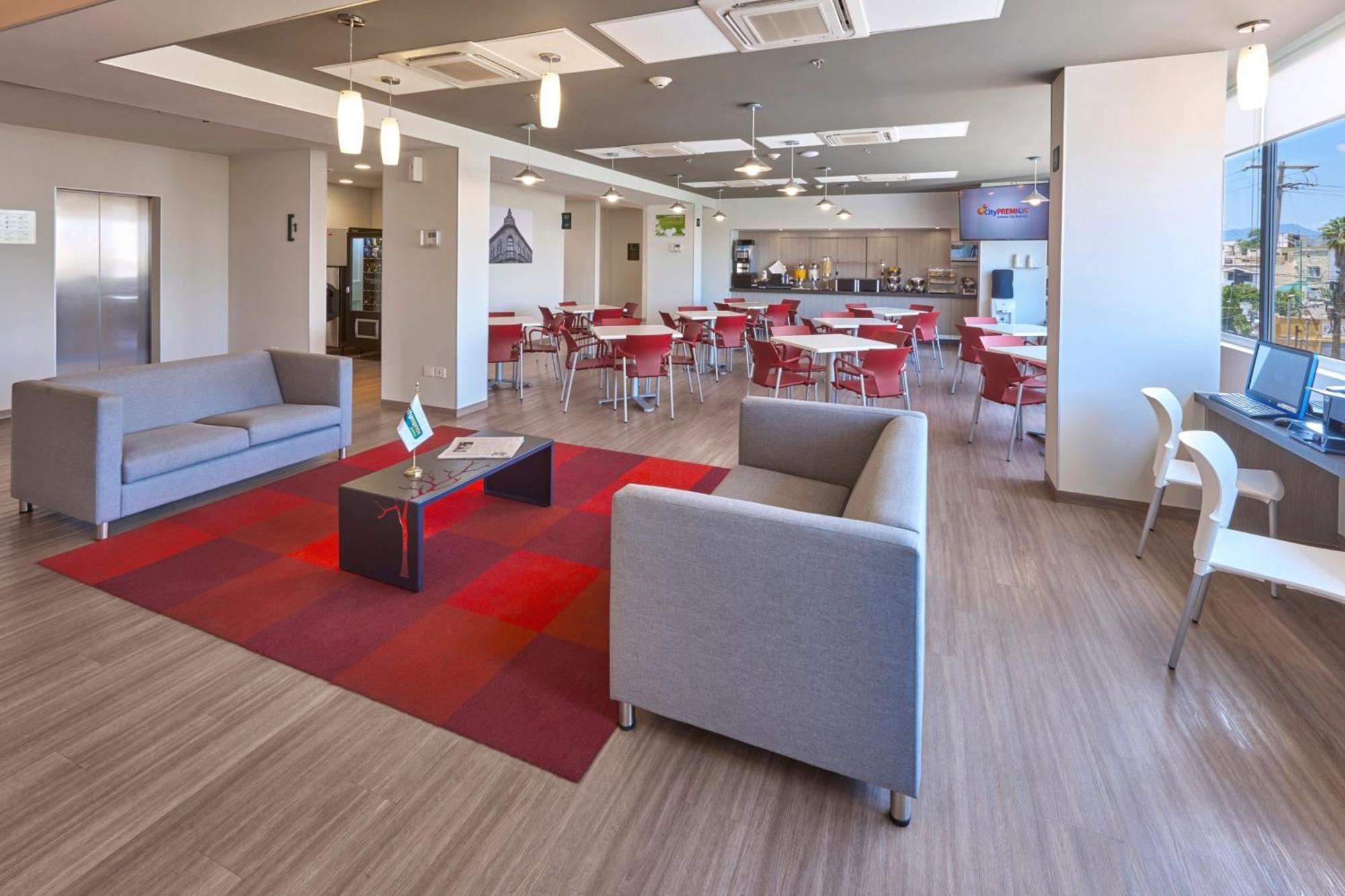 City Express Junior By Marriott Puebla Finsa Eksteriør bilde