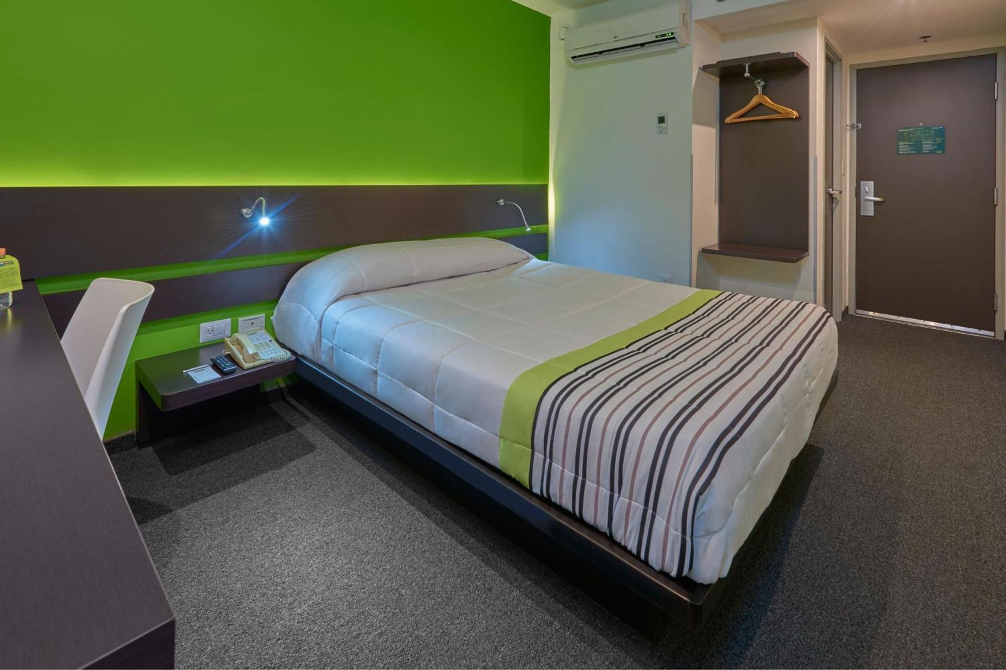 City Express Junior By Marriott Puebla Finsa Eksteriør bilde